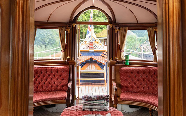 Steam Yacht Gondola interior